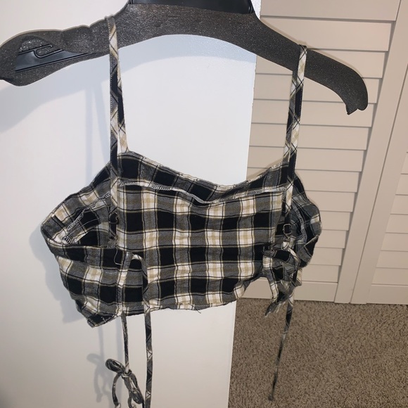 Size large in crop and skort (matching set)  from Henri girl. - Picture 2 of 5